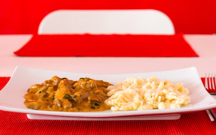 Boeuf Stroganoff vom Schweinslungenbraten