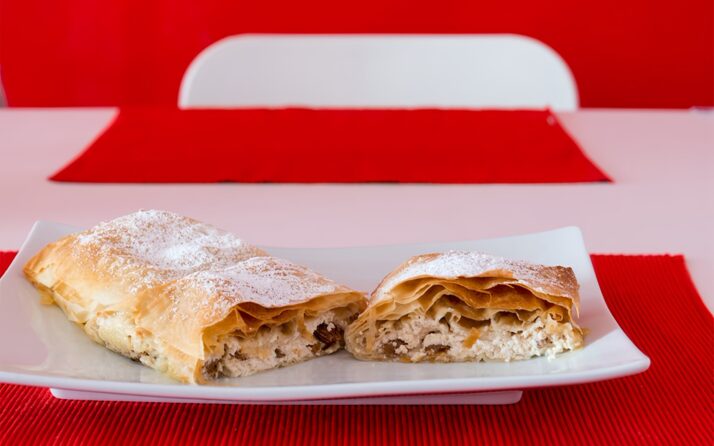 Topfenstrudel